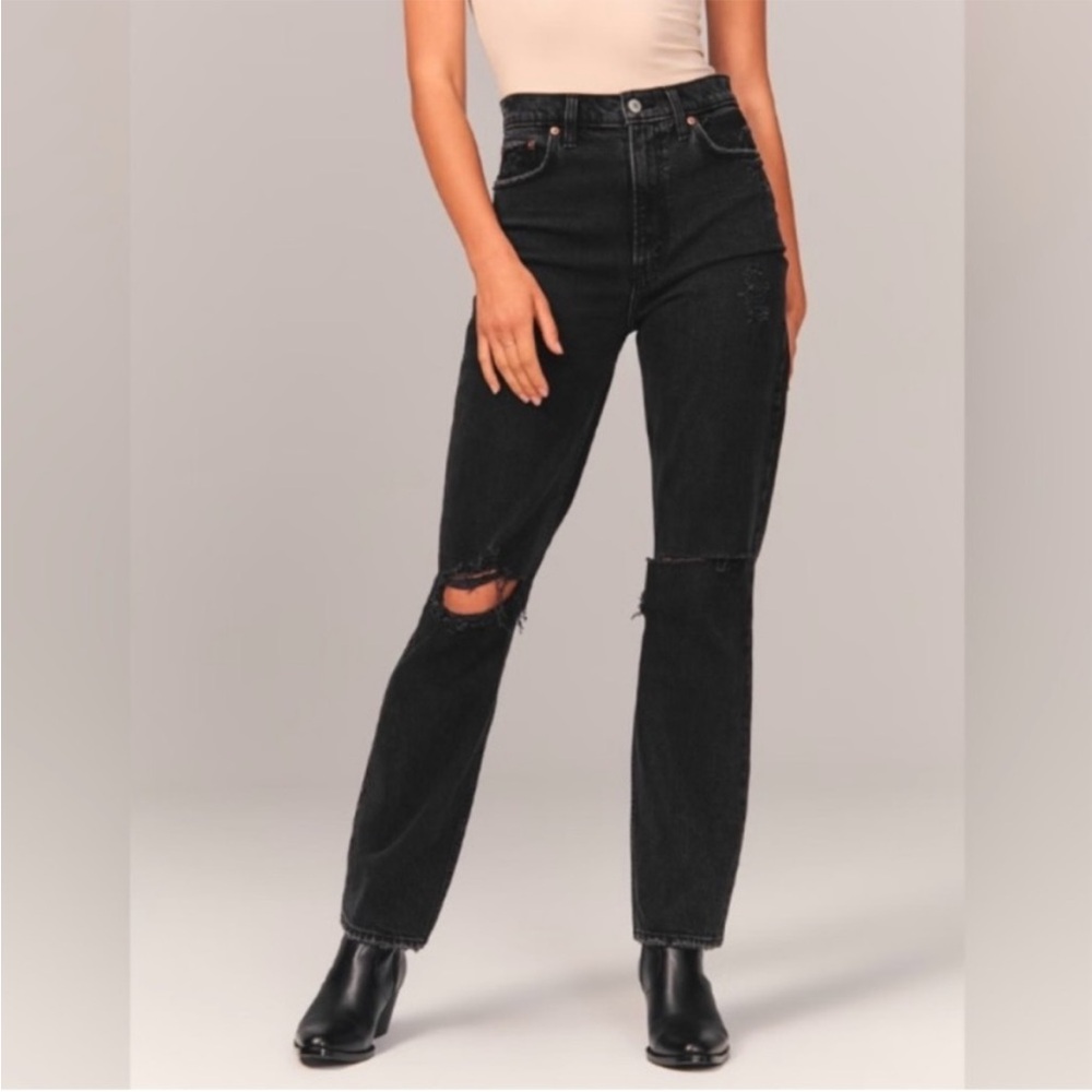 Abercrombie and Fitch The 90s Straight Ultra High Rise Jeans